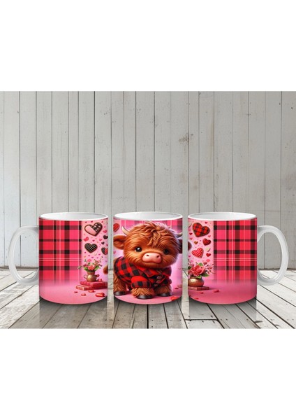 Kırmızı Kalplerle Süslenmiş Tatlı Boğa – Baskılı Kahve Kupası