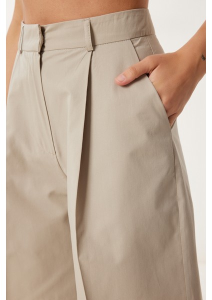 Cepli Bermuda Dokuma Şort LFK0015 Bej fırsatları