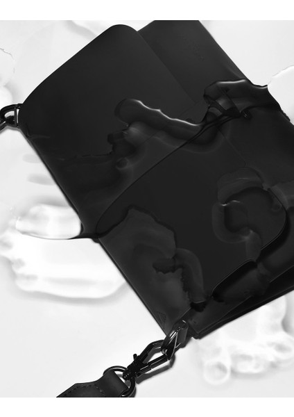 Spläsh Crossbody Bag - Black fırsatları