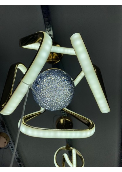 Küp Gold Üç Renkli LED Avize modelleri