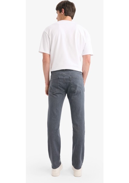 Sergio Regular Fit Normal Kalıp Normal Bel Boru Paça Jean Pantolon E7266AX25SM indirimleri