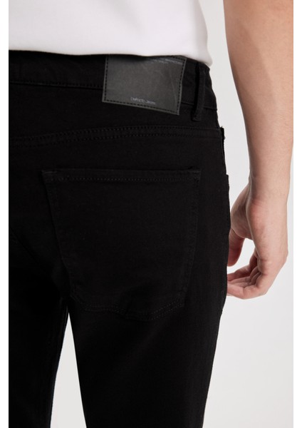 Pedro Slim Fit Dar Kalıp Normal Bel Dar Paça Siyah Jean Pantolon S2711AZ24AU
