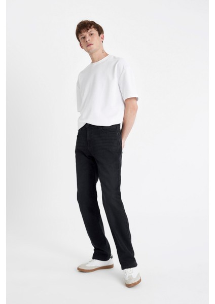 Sergio Regular Fit Normal Kalıp Normal Bel Boru Paça Siyah Jean Pantolon W6868AZ24AU modelleri