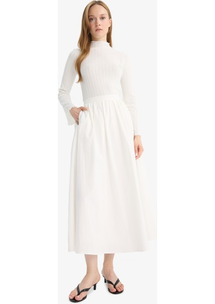A Kesim Basic Düz Poplin Maxi Tesettür Etek E7453AX25SM fiyatları