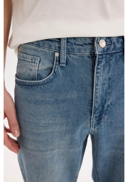 Slim Tapered Fit Dar Kalıp Normal Bel Daralan Paça Jean Pantolon E3336AX25SP