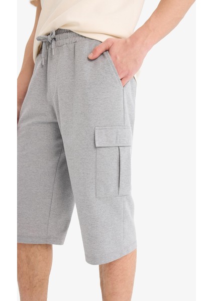 Slim Fit Dar Kesim Kargo Cepli Basic Düz Kapri Şort T4693AZ25SM