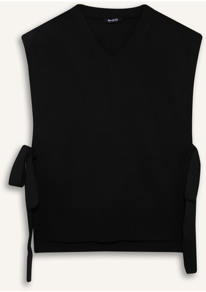 V Yaka Yandan Bağlamalı Triko Süveter F1100AX25AU