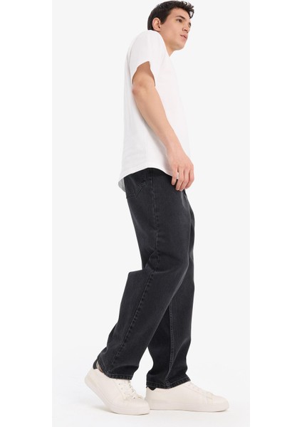 %100 Pamuk Baggy Fit Geniş Kalıp Düz Paça Jean Yıkamalı Pantolon F2322AX25SP modelleri