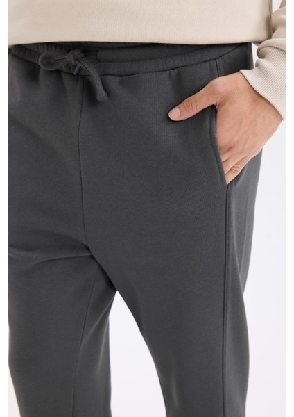 Regular Fit Eşofman Altı Beli Lastikli Basic Düz Cepli Düz Paça D9707AX24AU indirimleri
