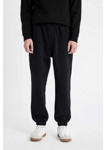 Regular Fit Jogger Eşofman Altı Fermuar Cepli Lastikli Paça Y5511AZ24AU fırsatları