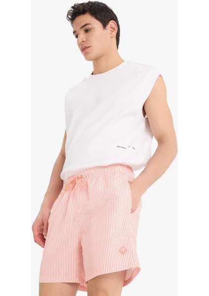 Çizgili File Astarlı Kısa Boy Deniz Şortu U0024AZ25HS modelleri