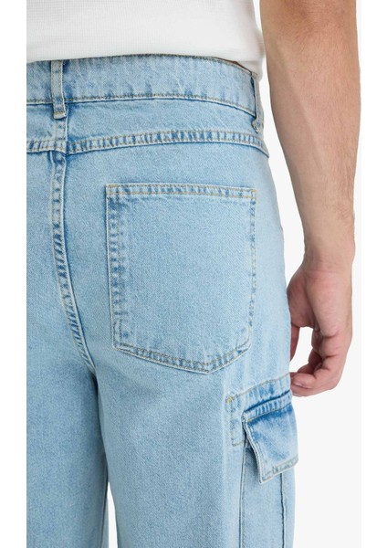 %100 Pamuk Relax Fit Rahat Kesim Düz Paça Kargo Cepli Jean Yıkamalı Pantolon F2381AX25SP
