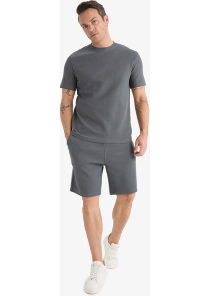 Regular Fit Dokulu Beli Bağcıklı Şort E2588AX25SM fırsatları