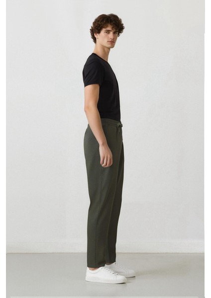 Jogger Pantolon Beli Bağcıklı Cepli Düz Paça D8641AX24AU indirimleri