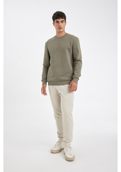 Relax Fit Kalın Jogger Eşofman Altı Basic Düz Beli Bağcıklı Lastikli Paça Cepli U7438AZ24AU modelleri