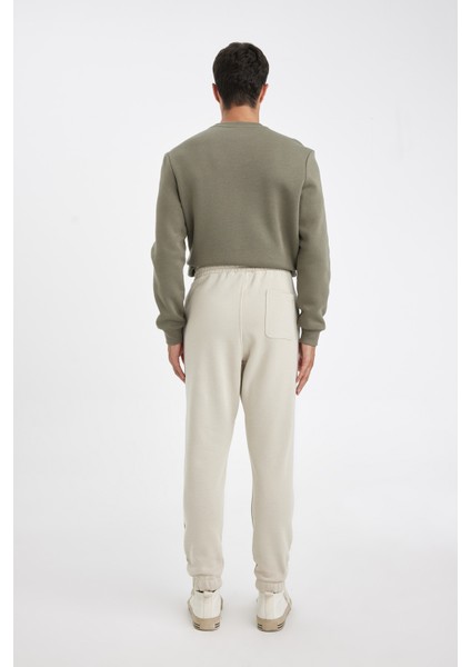 Relax Fit Kalın Jogger Eşofman Altı Basic Düz Beli Bağcıklı Lastikli Paça Cepli U7438AZ24AU