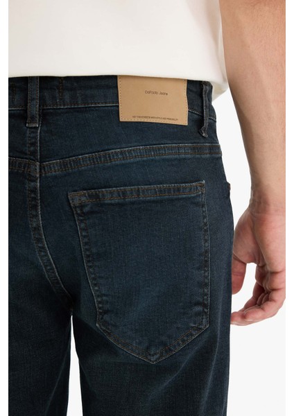 Slim Fit Dar Kesim Jean Bermuda Şort F4221AX25SM