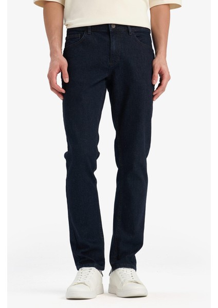 Pedro Slim Fit Dar Kalıp Normal Bel Dar Paça Jean Pantolon E8853AX25SP indirimleri