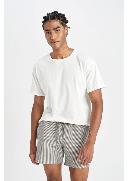 Çizgili Kısa Boy Deniz Şortu B7535AX24HS modelleri