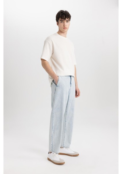 %100 Pamuk Relaxed Slouchy Fit Rahat Kesim Havuç Kalıp Normal Bel Daralan Paça Jean Pantolon B8321AX24SM fiyatları