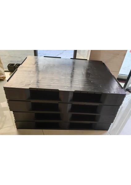 Plastik Palet/3 Kızaklı metal profilli/profil siz . Sanayi ve gıda sektörleri için uygun. İlgili tüm sertifikalara sahip. Fabrikadan / üreticiden halka/tüketiciye gönderilir. fiyatları