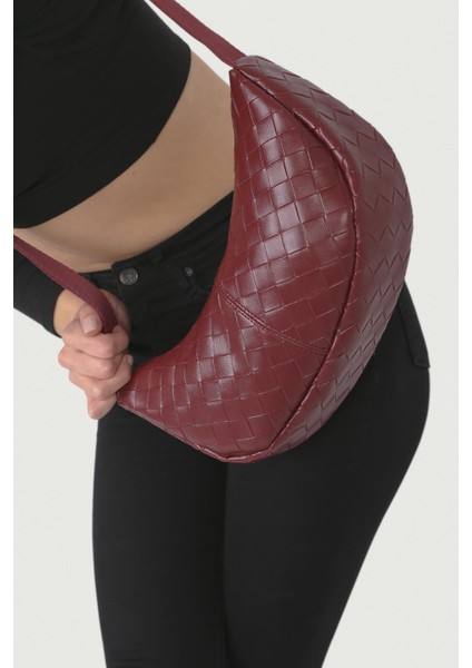 Örg Görünümlü Yarım Ay Çapraz Askılı Çanta 256 fırsatları