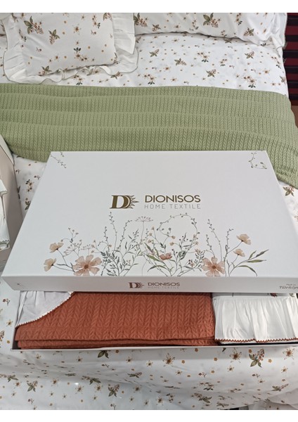 Dionisos 8 Parça %100 Pamuk Pikeli Nevresim takımı Çift Kişilik