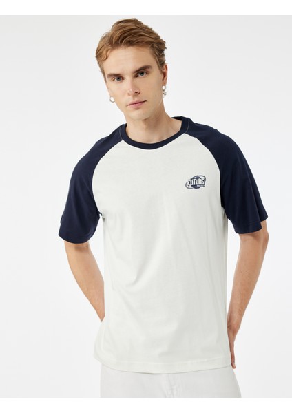 Kısa Kollu Bisiklet Yaka Renk Kontrastlı Pamuklu Oversize Baskılı Tişört