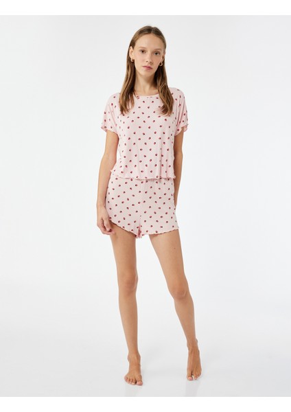 Rahat Kalıp Kısa Kollu Kiraz Baskılı Şortlu Pijama Takımı