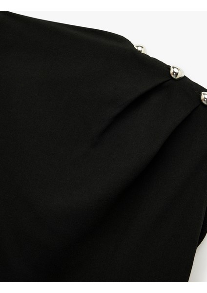 Rahat Kalıp Aksesuar Detaylı Bisiklet Yaka Kolsuz Bluz modelleri