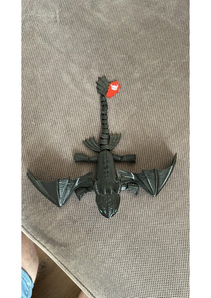 Dişsiz - Toothless - Ejderhanı Nasıl Eğitirsin Hareketli Figürü - 20cm