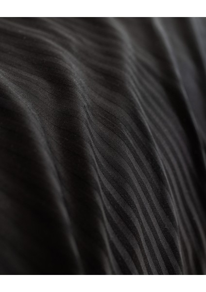 Reverie King Size Bambu Armürlü Nevresim Takımı - Siyah