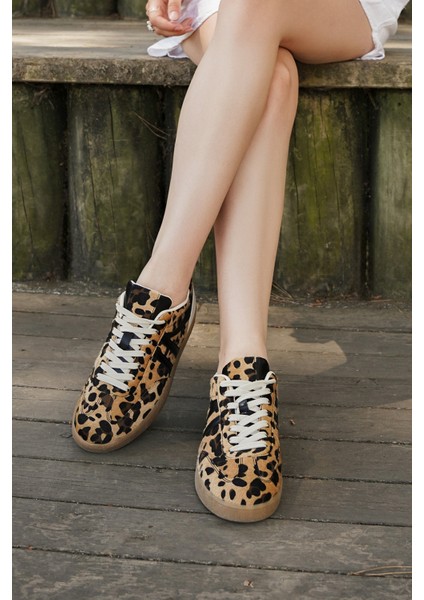 Kadın Sneaker Bağcıklı Düz Taban Spor Ayakkabı Tiyone Leopar fiyatları