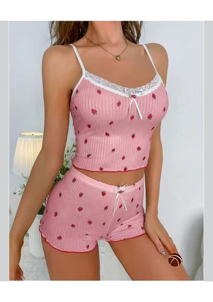 Lily Pembe Çilek Desenli Dantelli Vintage %100 Pamuk Ince Askılı Büstiyer Şort Takım