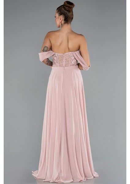 Işlemeli Kayık Yaka Yırtmaçlı Uzun Şifon Abiye ABU3310 modelleri