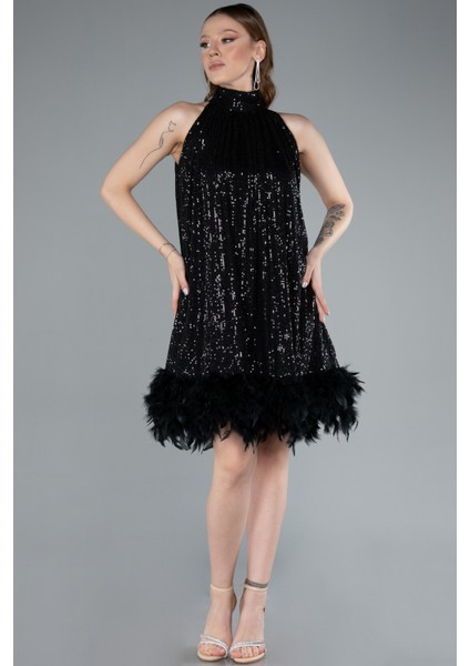 Halter Yaka Eteği Otrişli Kısa Pul Payet Abiye ABK2348