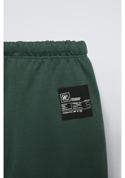 Erkek Çocuk Pamuklu Baskılı Kapüşonlu Sweatshirt ve Eşofman Altı Takım - Yeşil Alt-Üst Takım fırsatları