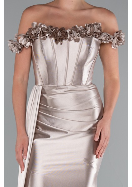 Çiçekli Kayık Yaka Balenli Uzun Saten Abiye ABU4903 fırsatları