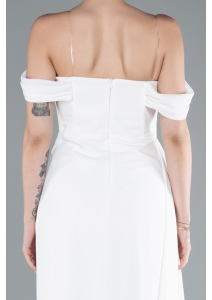 Kayık Yaka Yırtmaçlı Uzun Şifon Abiye Elbise ABU4925 fırsatları