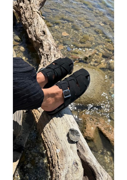 Siyah Süet Sepet Model Tokalı Düz Kadın Terlik