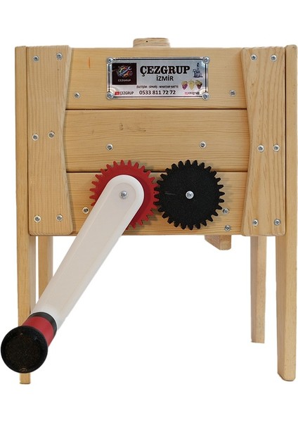 Ayaklı ve Kapaklı Manuel Ahşap Üzüm Ezme-Patlatma Makinesi