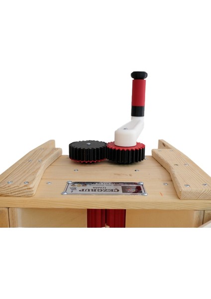 Ayaklı ve Kapaklı Manuel Ahşap Üzüm Ezme-Patlatma Makinesi fırsatları