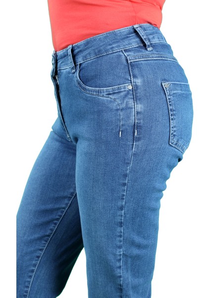 Kadın Orta Mavi Mom Jeans fiyatları