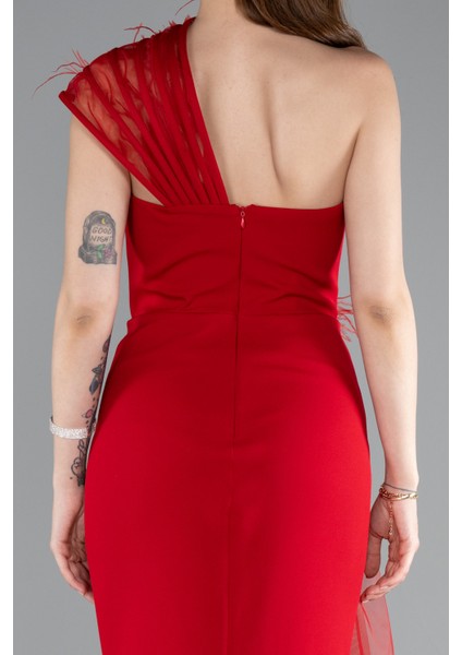 Tek Omuz Çiçek Aksesuarlı Yırtmaçlı Uzun Abiye ABU4969 indirimleri