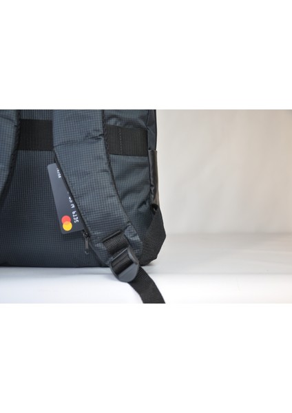 SR10 Pitikare Siyah Sırt Çantası modelleri