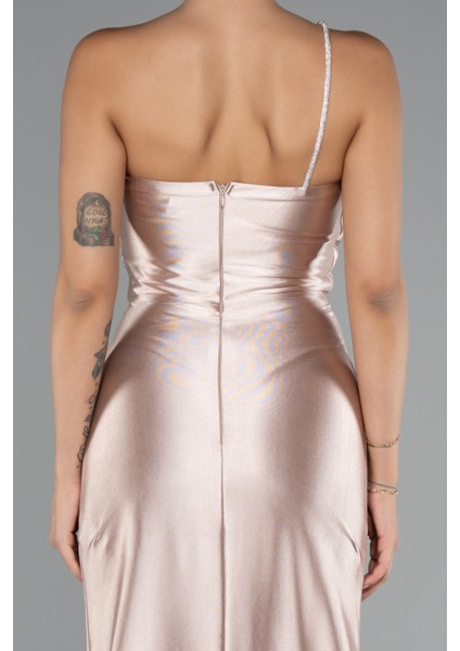 Tek Omuz Yırtmaçlı Uzun Saten Mezuniyet Elbisesi ABU5022 fırsatları