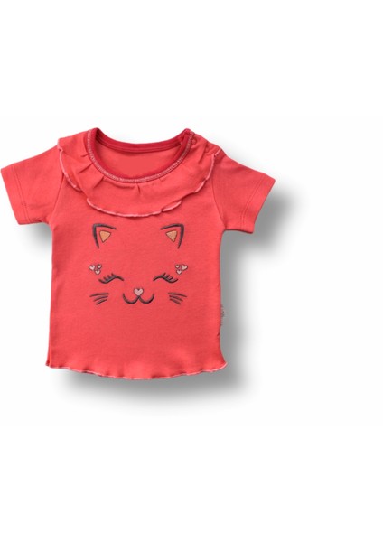 Hafif ve Şık Bebek Giyim Seti