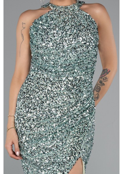 Halter Yaka Yırtmaçlı Midi Pullu Gece Elbisesi ABK2386 modelleri