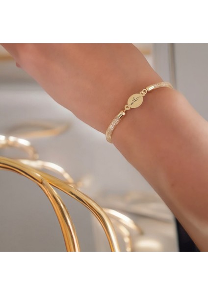 14 Ayar Altın Plakalı Anne Temalı Hasır Kordonlu Oval Motifli Hediye BILEKLIK-415SEMBOL fiyatları