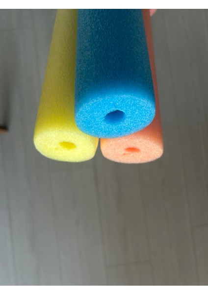 5 Adet Delikli (Içi Boş) Deniz ve Havuz Yüzme Makarnası Köpük Sosis